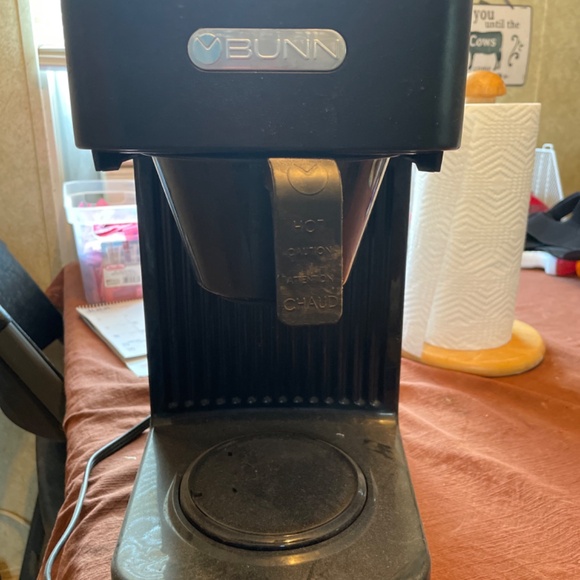Bunn coffee maker - Picture 2 of 3
